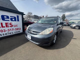 Used 2009 Toyota Sienna LE image 2