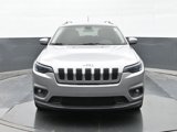 Used 2019 Jeep Cherokee Latitude w/ Cold Weather Group image 3