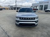 New 2025 Jeep Compass Latitude image 2