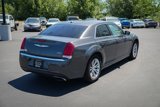 Used 2017 Chrysler 300 Touring w/ Value Package image 6