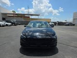 Used 2023 Hyundai Elantra SEL w/ Convenience Package image 3