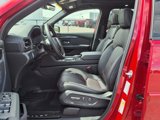 Used 2025 Honda Pilot Black Edition image 4