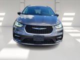 Used 2021 Chrysler Pacifica Touring-L image 2