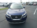 Used 2023 Nissan Rogue SV image 2