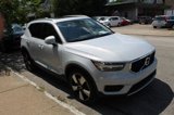 Used 2020 Volvo XC40 T5 Momentum w/ Protection Package image 3