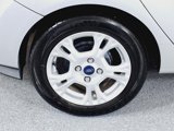 Used 2015 Ford Fiesta SE image 6