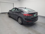 Used 2017 Hyundai Elantra SE image 3