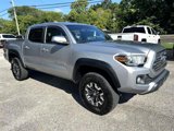 Used 2017 Toyota Tacoma TRD Off-Road w/ Tow Package image 3