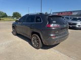 Used 2019 Jeep Cherokee Latitude Plus image 6