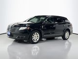 Used 2018 Lincoln MKT AWD image 3