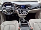 Used 2017 Chrysler Pacifica Touring-L w/ Tire & Wheel Group image 3