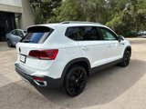New 2024 Volkswagen Taos SE image 3