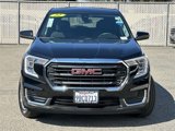 Used 2022 GMC Terrain SLE image 2