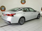 Used 2024 Nissan Altima 2.5 SV image 3