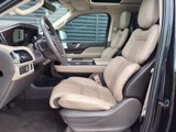 Used 2023 Lincoln Navigator Reserve image 5