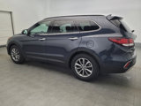 Used 2017 Hyundai Santa Fe SE image 3