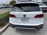 Used 2022 Volkswagen Taos SE w/ Panoramic Sunroof Package image 4