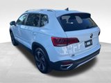 Certified 2024 Volkswagen Taos SE image 5