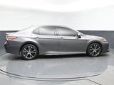 Used 2020 Toyota Camry SE w/ Carpet Mat Package image 3