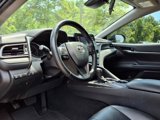 Used 2021 Toyota Camry SE image 5
