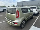 Used 2013 Kia Soul ! w/ Premium Pkg image 3