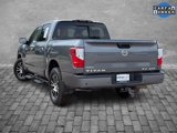 Used 2021 Nissan Titan SV w/ SV Convenience Package image 4