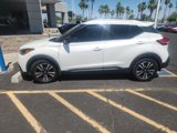 Used 2020 Nissan Kicks SR w/ SR Premium Package image 4