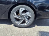 New 2025 Hyundai Elantra SEL image 6