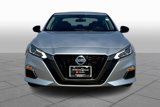 Used 2020 Nissan Altima 2.5 SR w/ Premium Package image 3