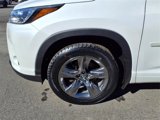 Certified 2019 Toyota Highlander Limited Platinum image 4