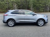 Used 2022 Ford Edge Titanium image 2