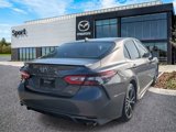Used 2020 Toyota Camry SE image 3