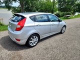 Used 2013 Hyundai Accent SE image 5