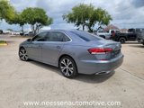 Used 2021 Volkswagen Passat 2.0T SE image 5