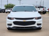 Used 2018 Chevrolet Malibu LT w/ Leather Package image 2