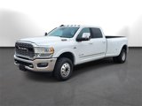 Used 2024 RAM 3500 Limited image 4