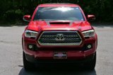 Used 2017 Toyota Tacoma TRD Sport image 5