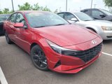 Certified 2023 Hyundai Elantra SEL image 3