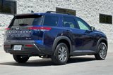 Used 2022 Nissan Pathfinder SV image 4