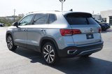Used 2024 Volkswagen Taos SE image 4