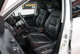 Used 2017 Volkswagen Tiguan SEL image 3