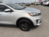 Used 2019 Kia Sorento LX w/ LX Convenience Package image 4