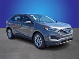 Used 2022 Ford Edge Titanium image 3