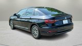 Used 2021 Volkswagen Jetta SE w/ SE Cold Weather Package image 5
