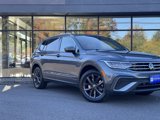 Used 2022 Volkswagen Tiguan SE image 3