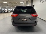 Used 2016 Toyota Sienna XLE Premium image 4