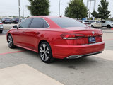 Used 2022 Volkswagen Passat 2.0T SE image 2