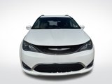 Used 2019 Chrysler Pacifica Touring-L image 3