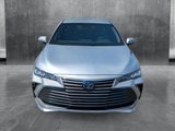 Used 2020 Toyota Avalon XLE image 2