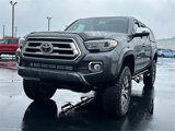 Used 2020 Toyota Tacoma Limited image 3